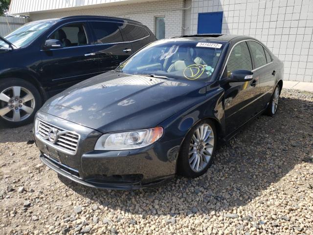 Photo 2 from auction – 2010 VOLVO S80 V8 with VIN YV1852AR4A1121178