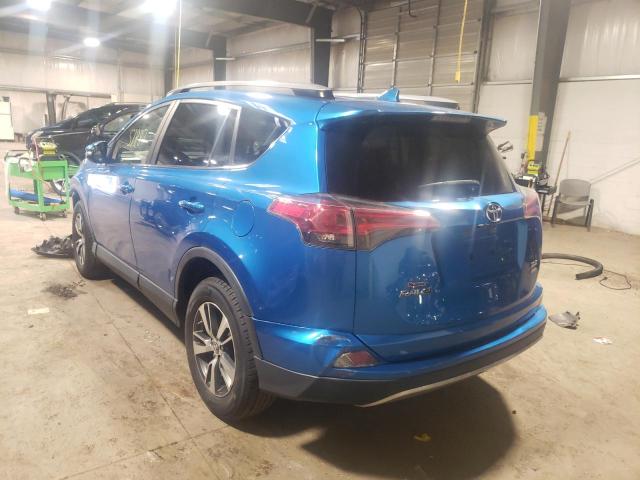 Photo 3 from auction – 2017 TOYOTA RAV4 XLE with VIN JTMRFREVXHJ137256
