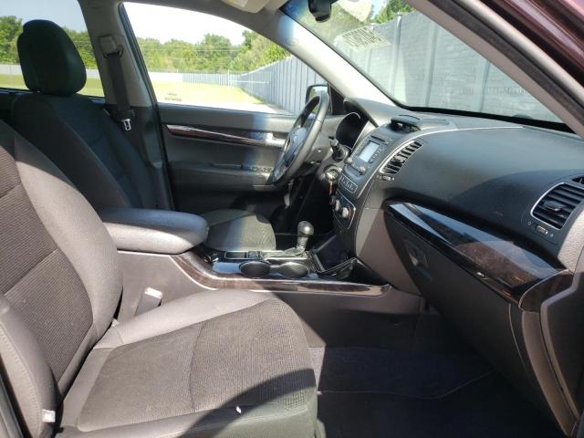 Photo 5 from auction – 2015 KIA SORENTO LX with VIN 5XYKT4A67FG596785