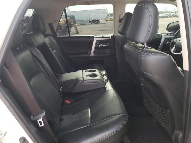 Photo 6 from auction – 2019 TOYOTA 4RUNNER SR with VIN JTEBU5JR1K5635592