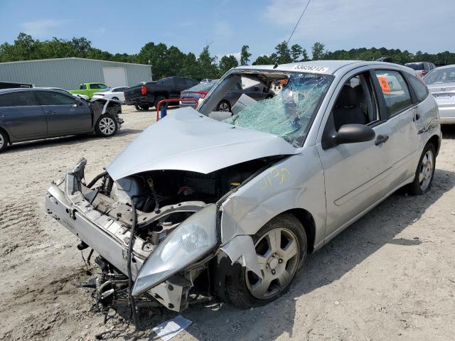 Photo 2 from auction – 2003 FORD FOCUS ZX5 with VIN 3FAHP37363R137230