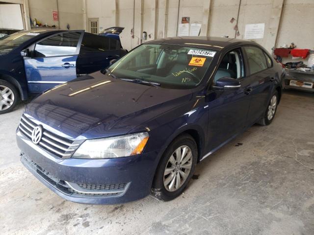 Photo 2 from auction – 2015 VOLKSWAGEN PASSAT S with VIN 1VWAT7A30FC033789