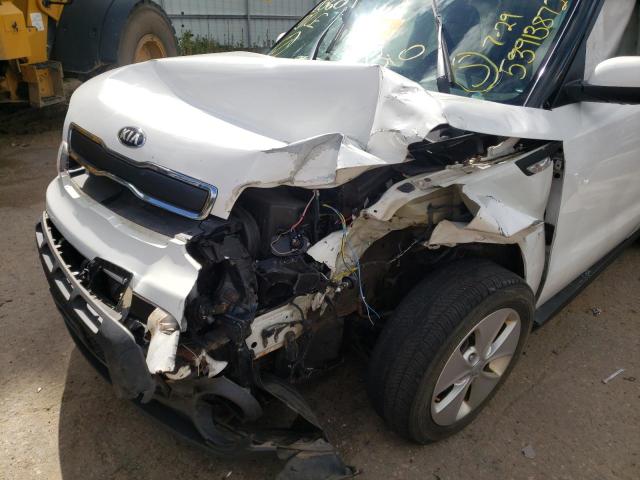 Photo 9 from auction – 2014 KIA SOUL with VIN KNDJN2A23E7026284