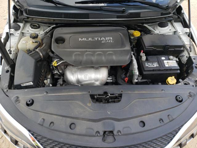 Photo 7 from auction – 2015 CHRYSLER 200 LIMITE with VIN 1C3CCCAB5FN728791