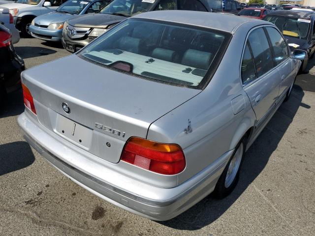 Photo 4 from auction – 2000 BMW 528 I AUTO with VIN WBADM634XYGU20677