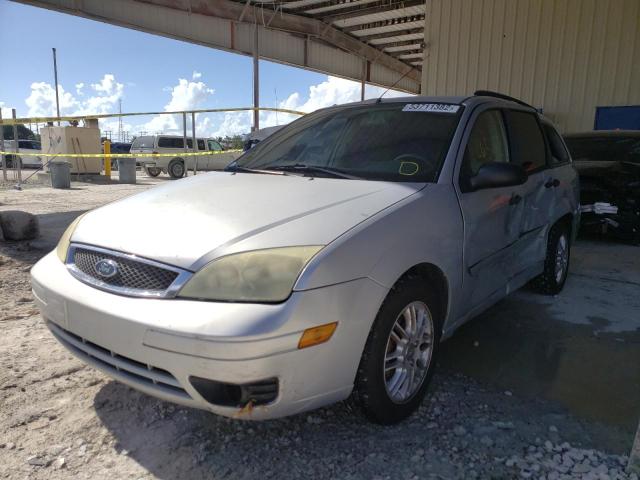 Photo 2 from auction – 2005 FORD FOCUS ZXW with VIN 1FAFP36N15W102931