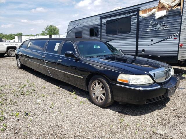 LINCOLN TOWN CAR E 2008 with VIN 2L1FM88W48X659537 - Photo from auction