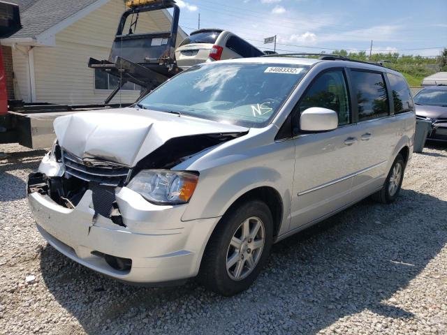 Photo 2 from auction – 2010 CHRYSLER TOWN & COU with VIN 2A4RR5D13AR366209