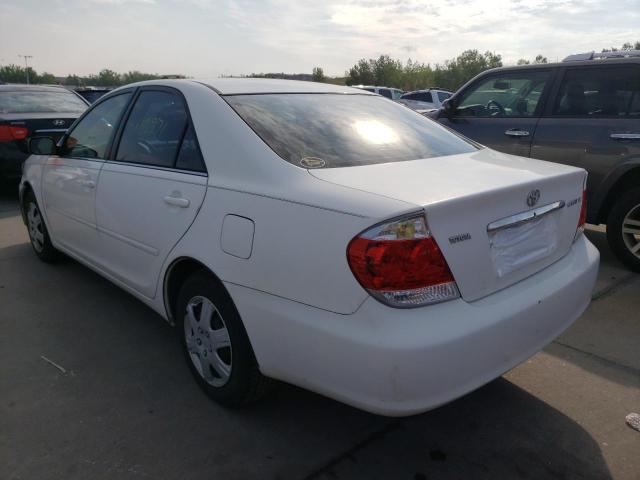 Photo 3 from auction – 2005 TOYOTA CAMRY LE with VIN 4T1BE32K95U425870