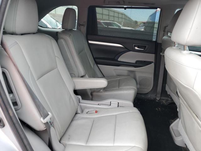 Zdjęcie 6 z aukcji – 2016 TOYOTA HIGHLANDER z VIN 5TDJKRFH6GS266713
