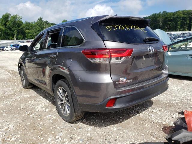 Photo 3 from auction – 2019 TOYOTA HIGHLANDER with VIN 5TDJZRFH4KS933234