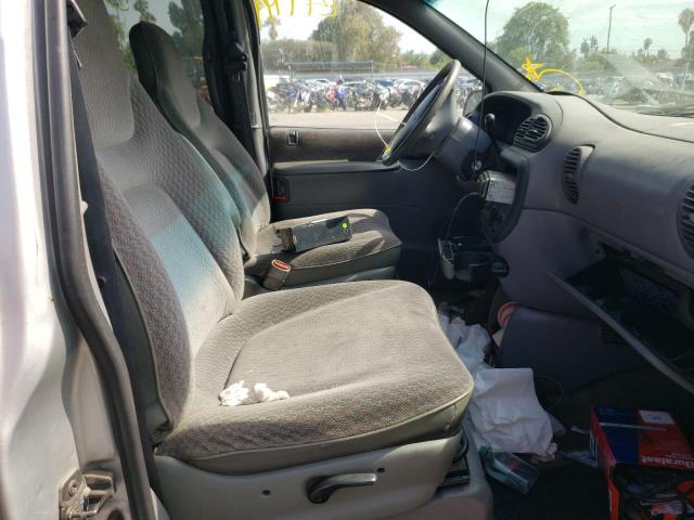Photo 5 from auction – 2000 CHRYSLER VOYAGER with VIN 2C4GJ25R4YR771075