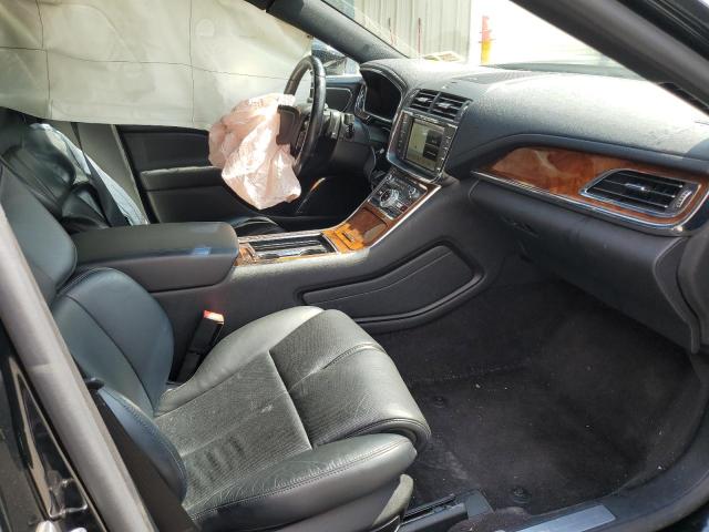 Photo 5 from auction – 2017 LINCOLN CONTINENTA with VIN 1LN6L9TKXH5612462