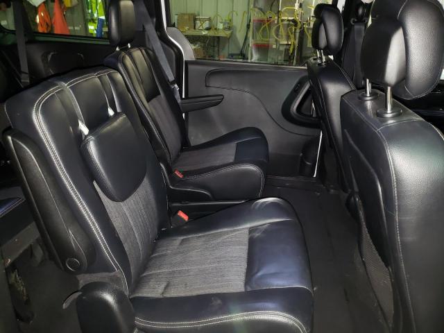 Photo 6 from auction – 2014 CHRYSLER TOWN & COU with VIN 2C4RC1HG3ER199967