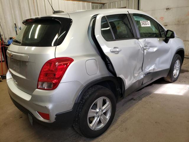 Photo 4 from auction – 2017 CHEVROLET TRAX LS with VIN 3GNCJNSB7HL289972