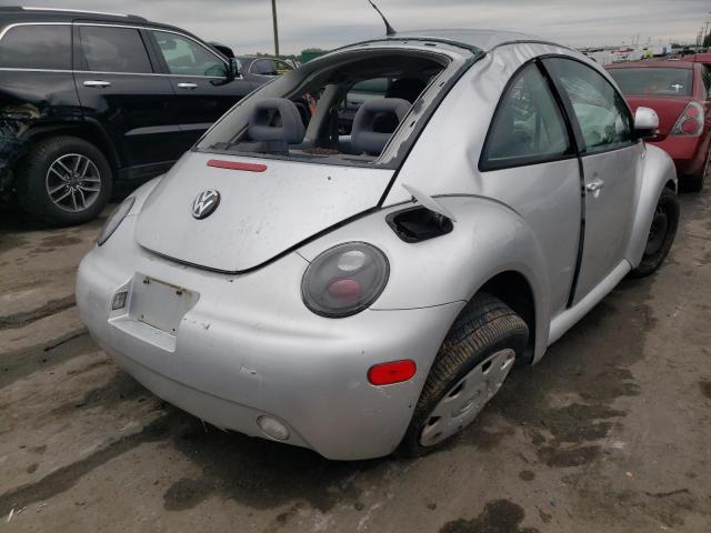 Photo 4 from auction – 2000 VOLKSWAGEN NEW BEETLE with VIN 3VWCA21C9YM414222