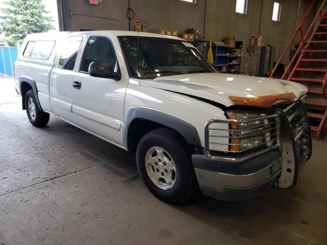 CHEVROLET SILVERADO 2003 with VIN 2GCEC19T231281727 - Photo from auction