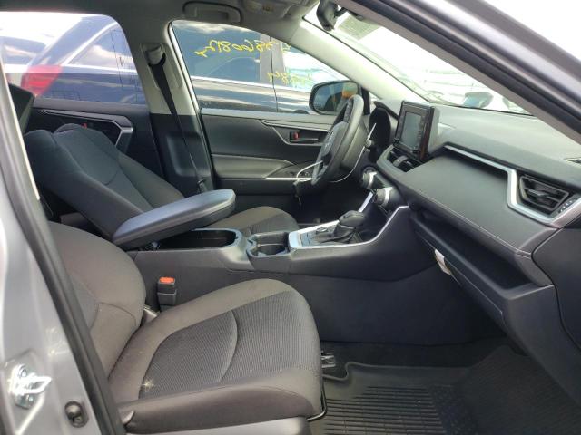 Photo 5 from auction – 2021 TOYOTA RAV4 LE with VIN JTMLWRFV9MD118873