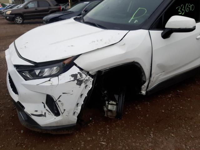 Photo 9 from auction – 2019 TOYOTA RAV4 LE with VIN JTMK1RFV0KD025229