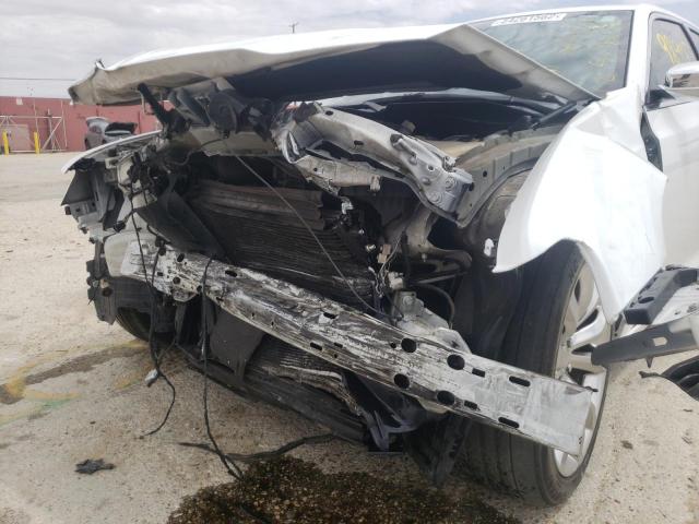 Photo 9 from auction – 2018 CHRYSLER 300 LIMITE with VIN 2C3CCAEG7JH275737