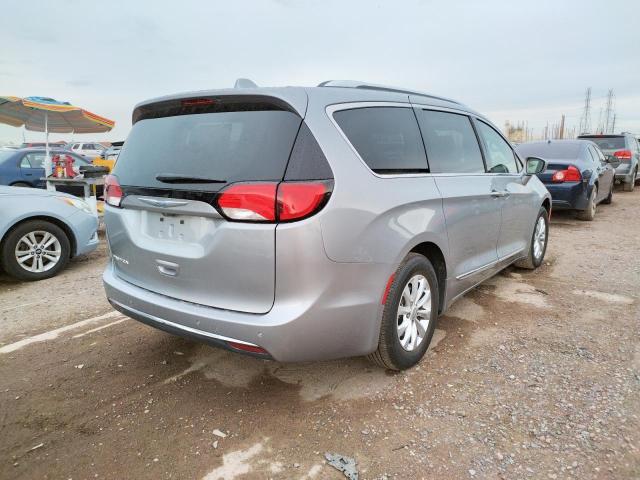 Photo 4 from auction – 2018 CHRYSLER PACIFICA T with VIN 2C4RC1BG0JR144699