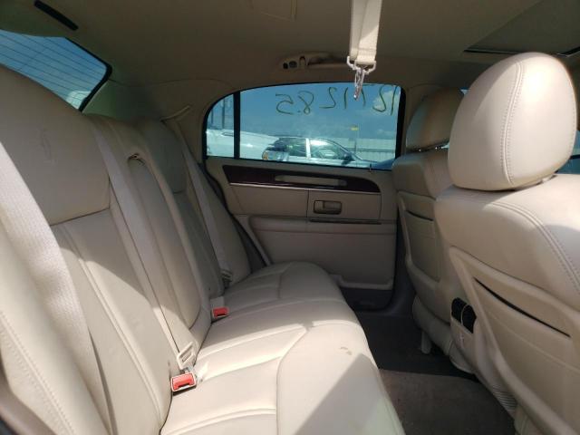 Photo 6 from auction – 2003 LINCOLN TOWN CAR C with VIN 1LNHM83W33Y628156