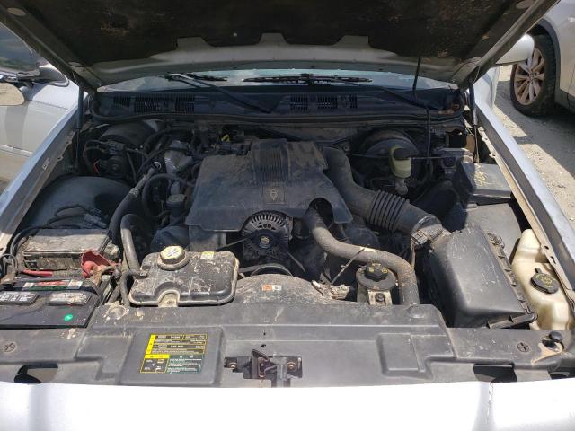 Photo 7 from auction – 2003 FORD CROWN VICT with VIN 2FAFP74W93X136703