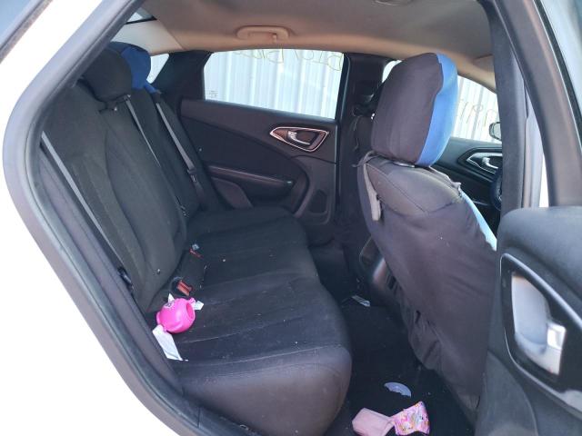 Photo 6 from auction – 2015 CHRYSLER 200 LIMITE with VIN 1C3CCCAB9FN686335