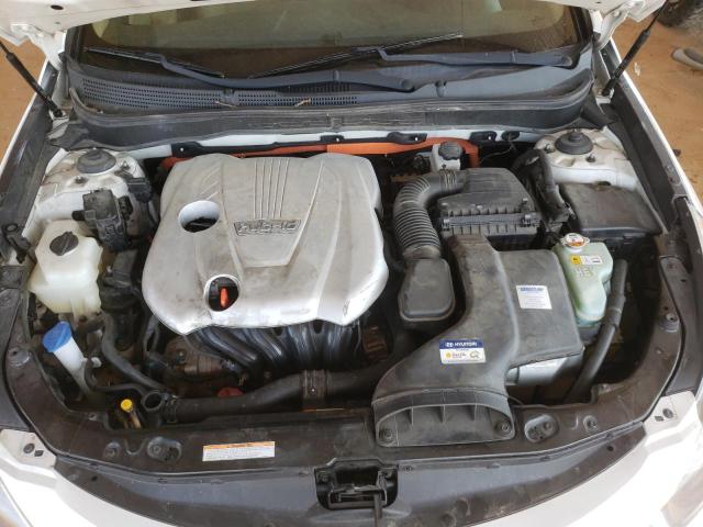 Photo 7 from auction – 2014 HYUNDAI SONATA HYB with VIN KMHEC4A40EA112106
