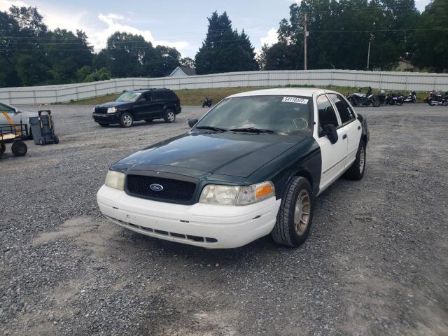 Photo 2 from auction – 2011 FORD CROWN VICT with VIN 2FABP7BV0BX179561