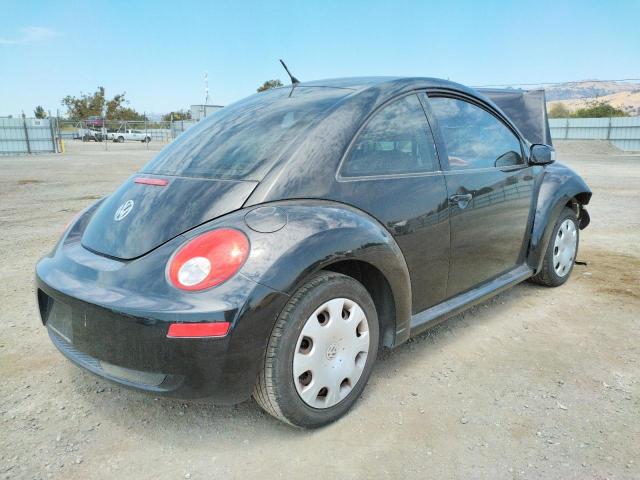 Photo 4 from auction – 2010 VOLKSWAGEN NEW BEETLE with VIN 3VWPG3AG5AM019257