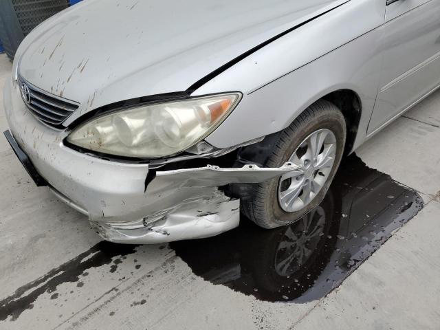 Photo 9 from auction – 2005 TOYOTA CAMRY 4D 2 with VIN 4T1BF30K25U110456