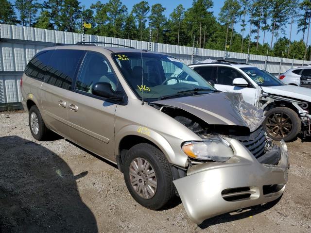 Photo 1 from auction – 2006 CHRYSLER TOWN & COU with VIN 2A4GP44RX6R823473