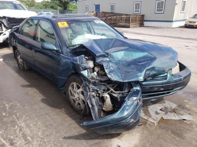 TOYOTA CAMRY CE 1998 with VIN 4T1BF28K4WU924382 - Photo from auction