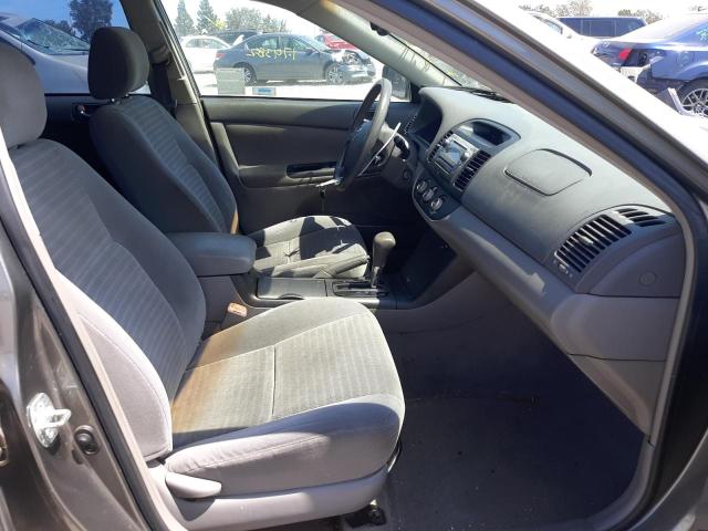 Photo 5 from auction – 2005 TOYOTA CAMRY LE with VIN 4T1BE32K05U609031