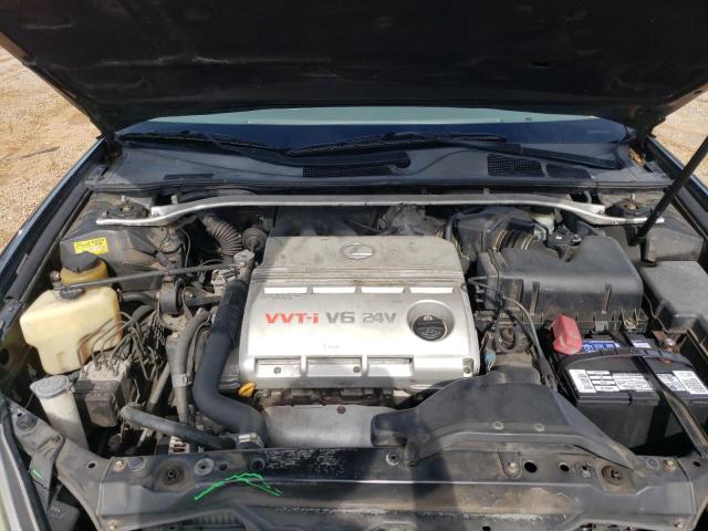 Photo 7 from auction – 2003 LEXUS ES 300 with VIN JTHBF30GX30106156
