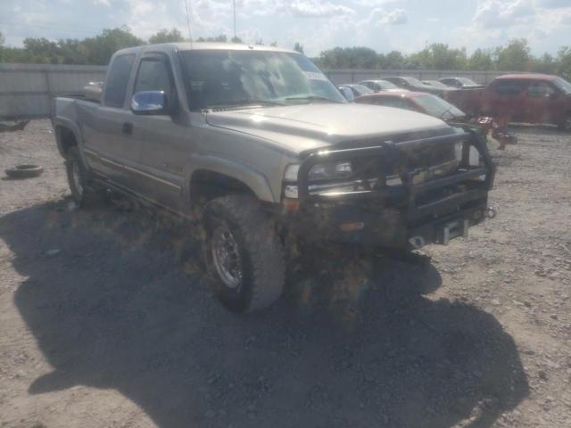 CHEVROLET SILVERADO 2002 with VIN 1GCHK29182E107081 - Photo from auction