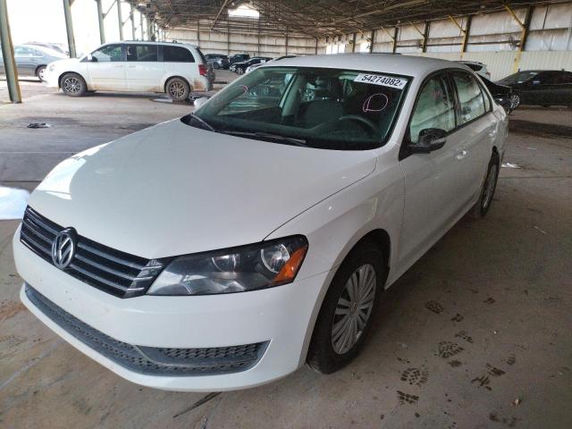 Photo 2 from auction – 2015 VOLKSWAGEN PASSAT S with VIN 1VWAT7A32FC076031