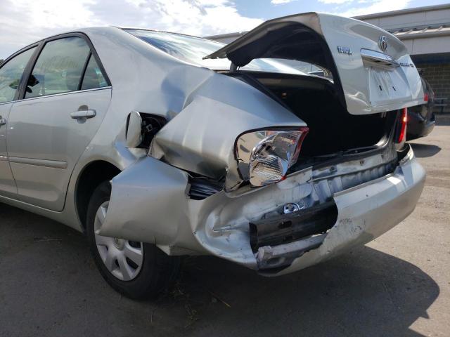 Photo 9 from auction – 2004 TOYOTA CAMRY LE with VIN JTDBE32K940247906
