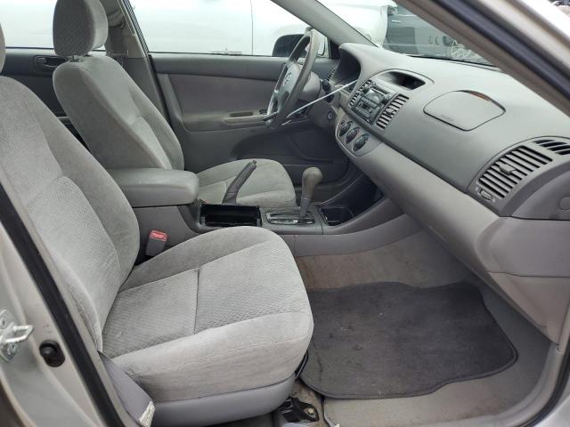 Photo 5 from auction – 2004 TOYOTA CAMRY LE with VIN 4T1BE32K14U846187