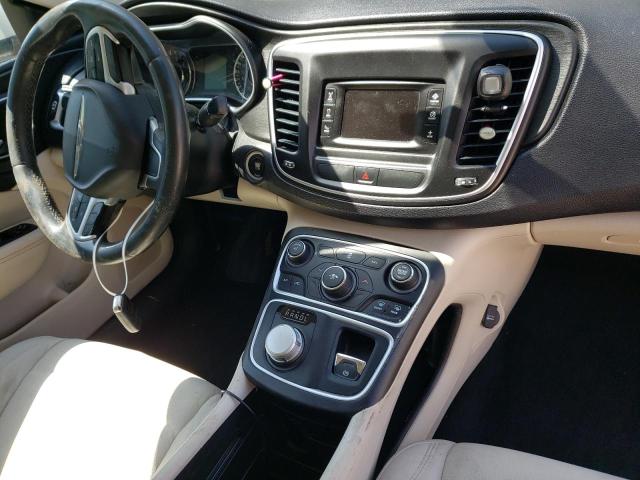 Photo 9 from auction – 2015 CHRYSLER 200 LIMITE with VIN 1C3CCCAB3FN588465