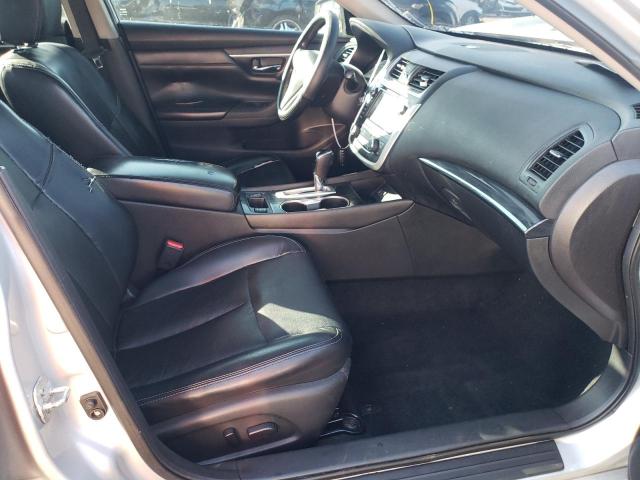 Photo 5 from auction – 2016 NISSAN ALTIMA 2.5 with VIN 1N4AL3AP3GC267009