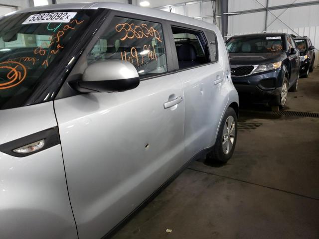 Photo 9 from auction – 2014 KIA SOUL with VIN KNDJN2A29E7743644