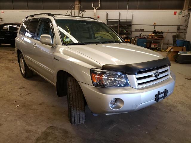TOYOTA HIGHLANDER 2005 with VIN JTEEP21A050121330 - Photo from auction