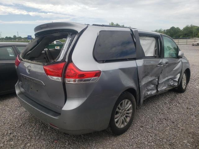 Photo 4 from auction – 2011 TOYOTA SIENNA XLE with VIN 5TDYK3DC3BS114089