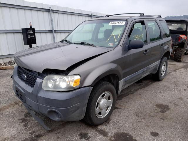 Photo 2 from auction – 2005 FORD ESCAPE XLS with VIN 1FMYU02Z95KC50637
