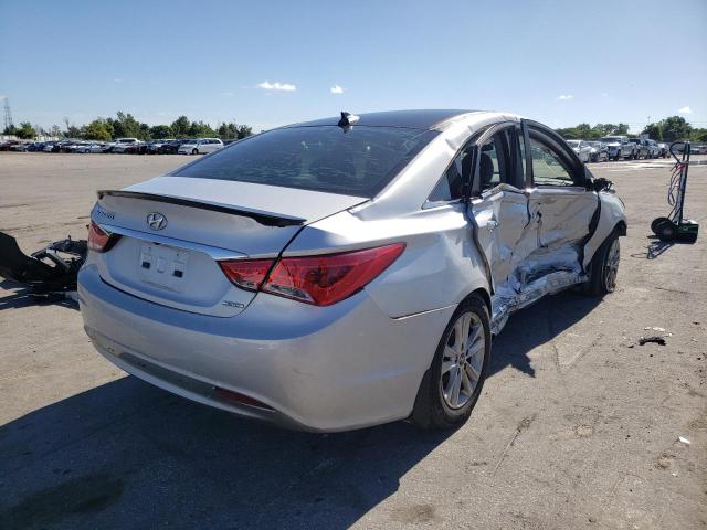 Photo 4 from auction – 2013 HYUNDAI SONATA SE with VIN 5NPEC4AC2DH809828