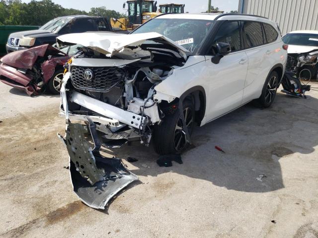 Photo 2 from auction – 2021 TOYOTA HIGHLANDER with VIN 5TDJZRAH2MS076583