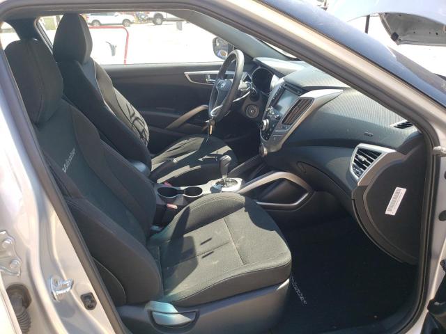 Photo 5 from auction – 2016 HYUNDAI VELOSTER with VIN KMHTC6AD6GU284130
