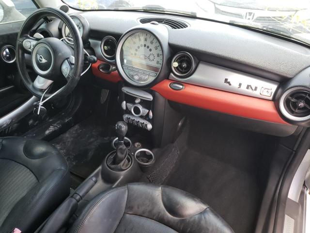 Photo 9 from auction – 2009 MINI COOPER S with VIN WMWMF73559TW86755